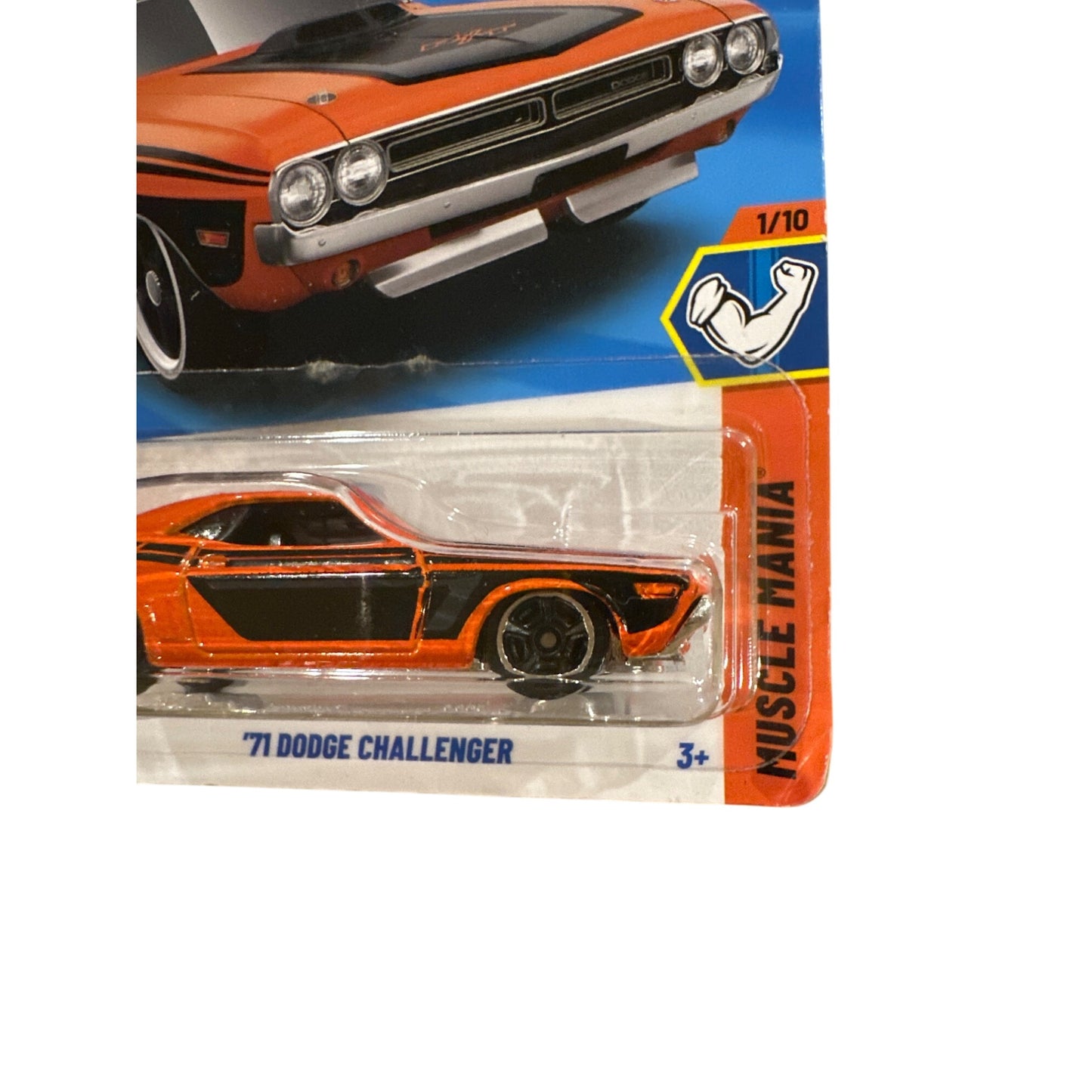 151/250 Hot Wheels Die-Cast Car Orange Muscle Mania 1/10 71 Dodge Challenger