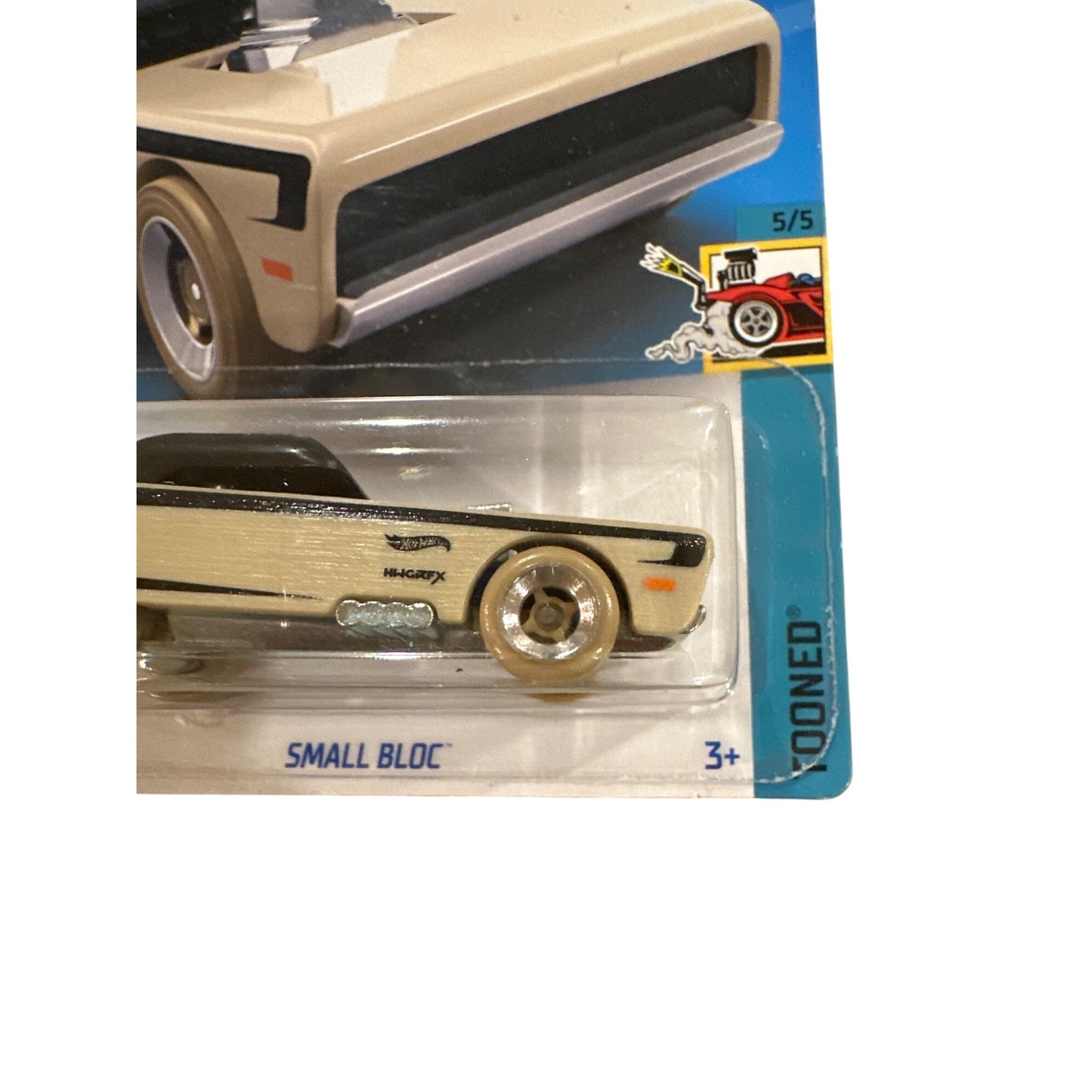 228/250 Hot Wheels Die-Cast Car Small Bloc 5/5 Tooned Beige Black Chrome Gold