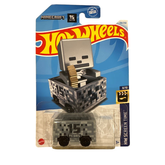 136/250 Hot Wheels Die-Cast Car Minecraft 8/10 HW Screen Time Gray Black Gold